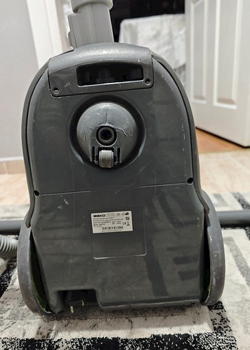 Yeşil ve Gri Elektrikli Süpürge - Görsel 4