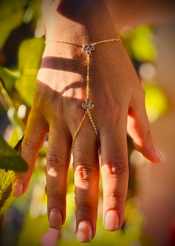 Altın Renkli çiçek detaylı şahmeran - Görsel 2