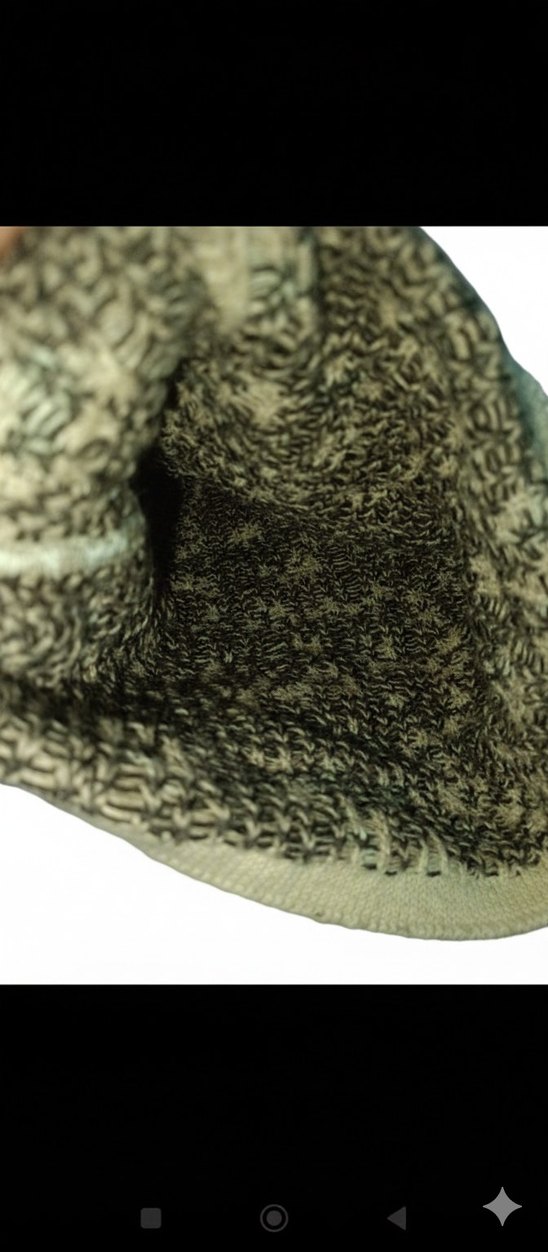 leopar desenli örme bir beredir.esnek bir yapıya sahiptir - Görsel 3