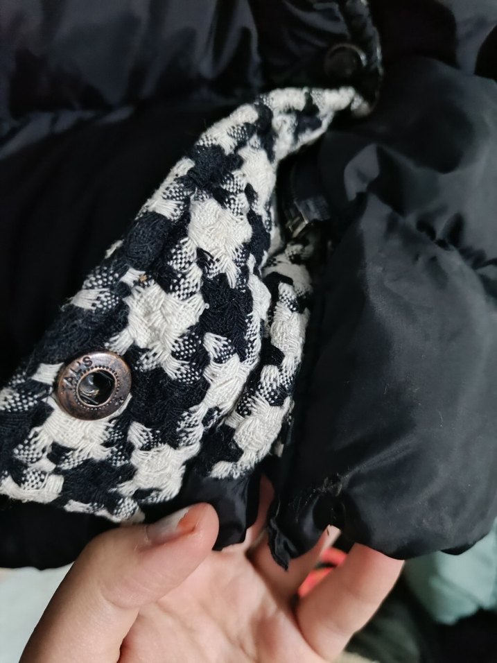 Kadın Siyah Uzun Kürklü Yelek - Görsel 5