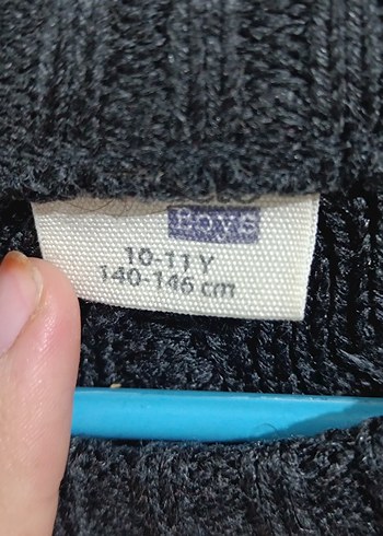 Erkek Çocuk Gri Çizgili Örgü Yün Kazak - Görsel 3