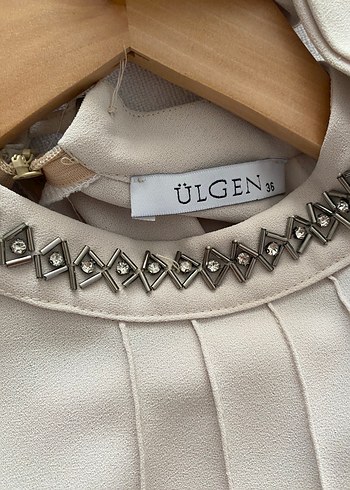 Gri Zincir Detaylı Kadın takım
