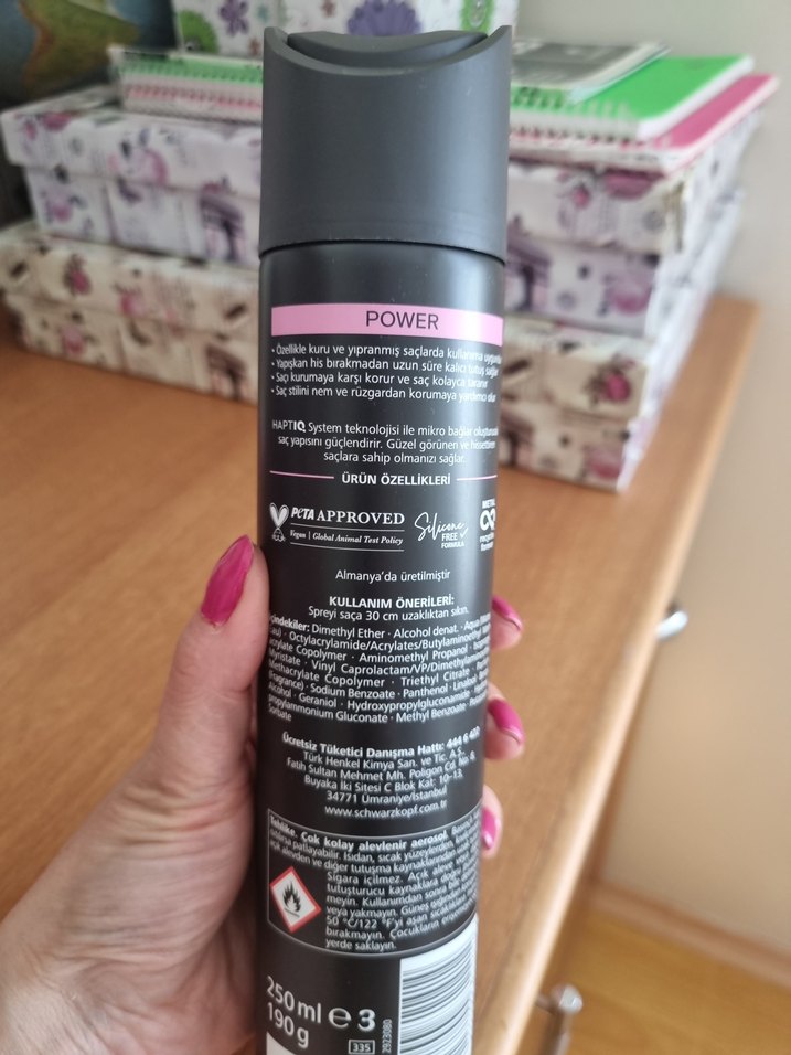 Schwarzkopf Taft Power Saç Spreyi 5 Güç - Görsel 2