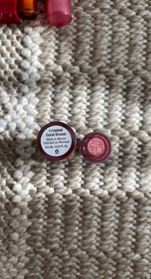 Wet n Wild Kırmızı Likit Ruj Seti - Görsel 2