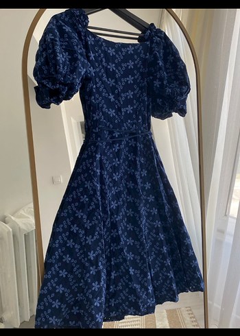 V Yaka Kemerli Lacivert Midi Boy Elbise - Görsel 3