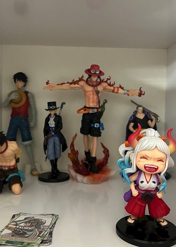  Beden Anime figürleri One piece/ Kuroko/ HunterXHunter