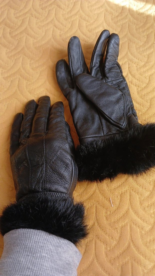 Kürk Detaylı Siyah Deri Kadın Eldivenleri - Görsel 3