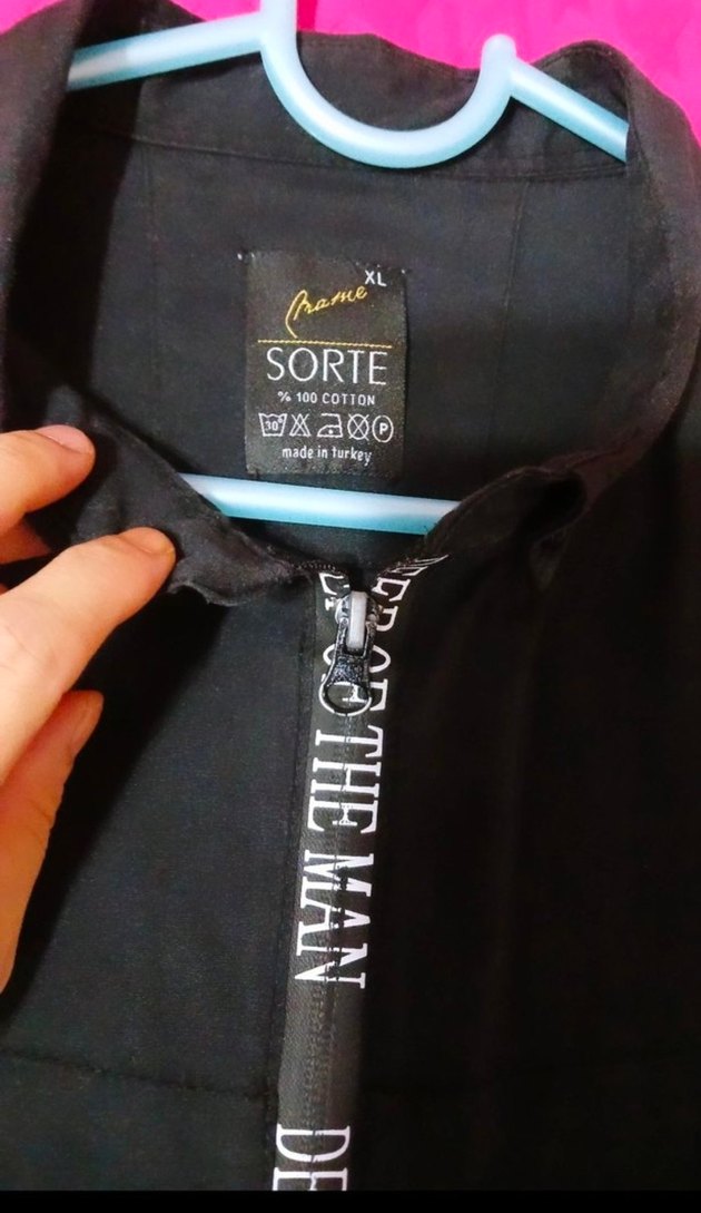 Siyah Fermuarlı Yüksek Yaka Erkek Gömlek - Görsel 2