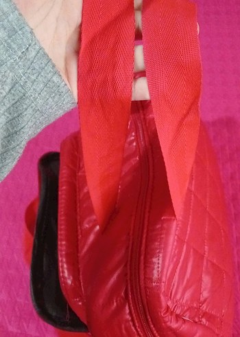 KIRMIZI ÇANTA - Görsel 5