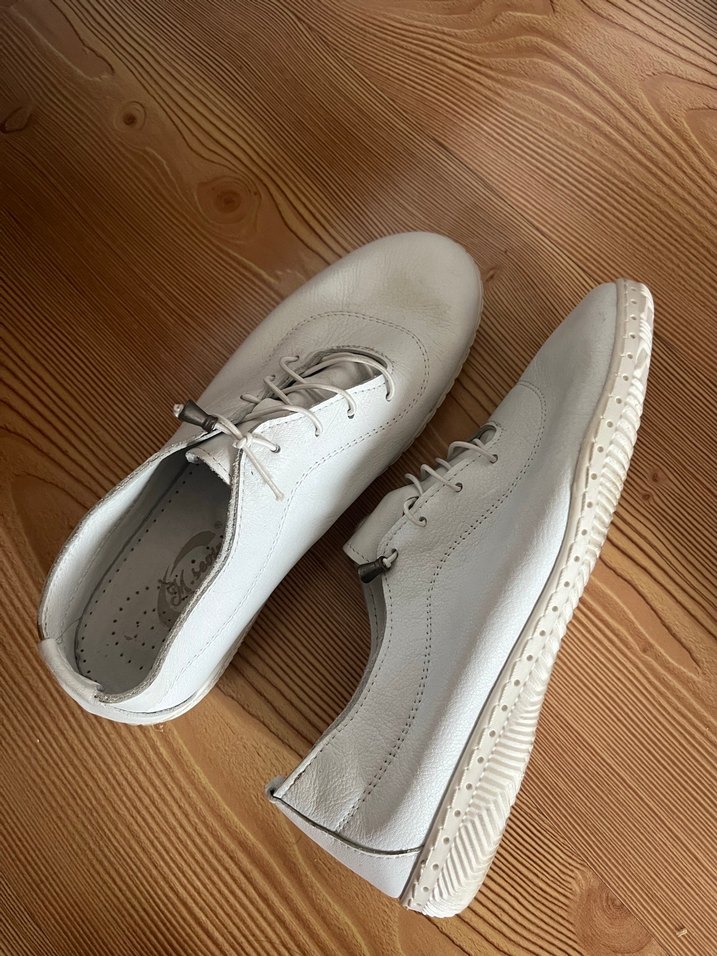 Kadın Beyaz Bağcıklı Sneaker - Görsel 2