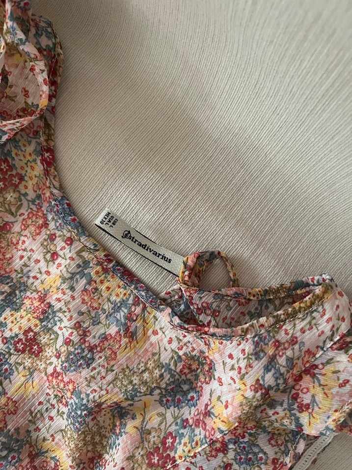 Bohem Çok Renkli V Yaka Fırfırlı Bluz - Görsel 3