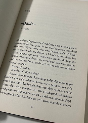 Çok Renkli Sokak Temalı Erkek Rozeti - Görsel 3