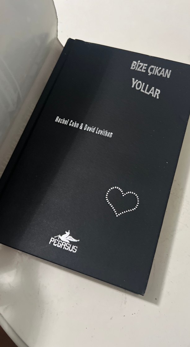 Çok Renkli Sokak Temalı Erkek Rozeti - Görsel 2