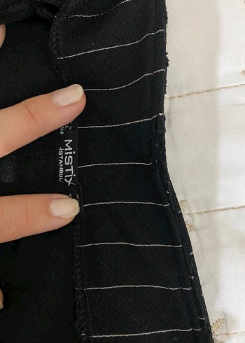 Stradivarius Çizgili Pileli Siyah Midi Etek