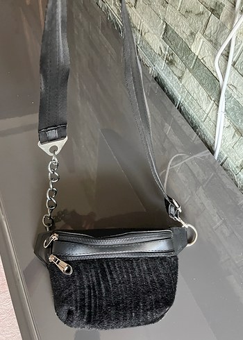Siyah Zebra Desenli Kadın Bel Çantası - Görsel 2