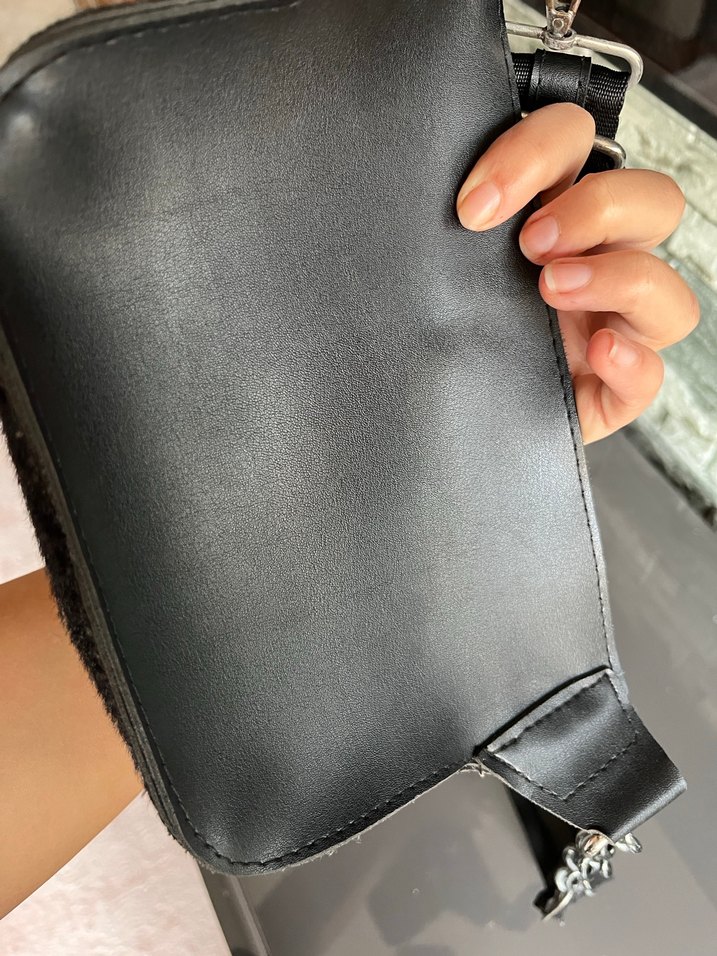 Siyah Zebra Desenli Kadın Bel Çantası - Görsel 4