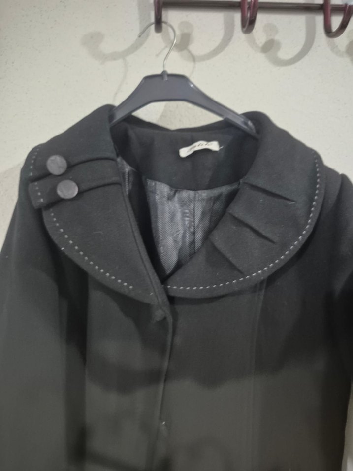 Düğmeli Siyah Uzun Kadın Kaban - Görsel 3