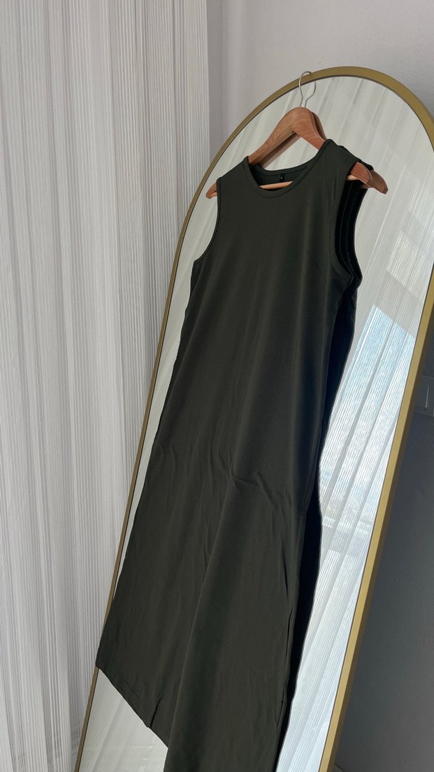 Yeşil Kadın Uzun Kolsuz Elbise - Görsel 2
