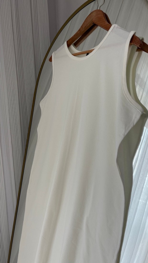 Kadın Beyaz Kolsuz Astar  Elbise - Görsel 2
