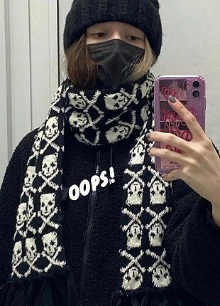 Gothic Kuru Kafa Atkı