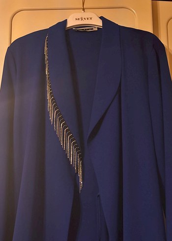 Uzun Kollu İş Kadını Mavisi Nakışlı Kadın Ceketi - Görsel 2