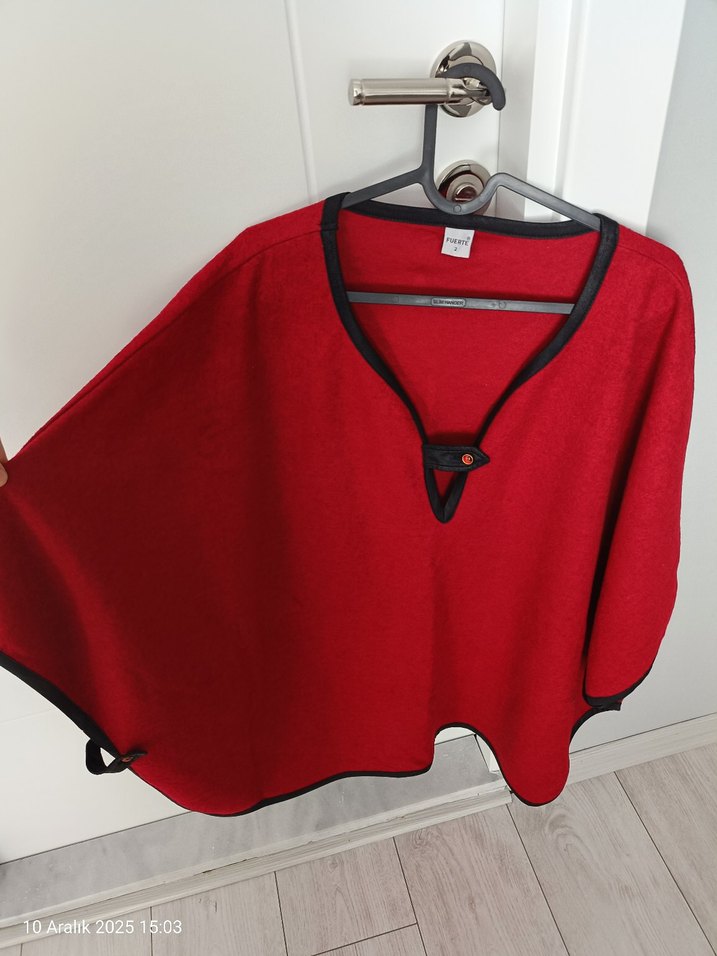 Kırmızı V Yaka keçe deri detayli panço - Görsel 3