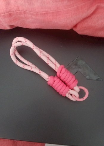 Pembe aksesuar