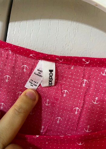 Dantel Detaylı Kolsuz Bluz - Görsel 4