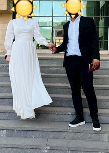 Diğer Beyaz Uzun Kollu Drapeli Düğün Elbisesi