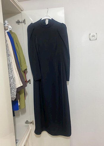 Abiye Siyah Uzun Kollu Yüksek Yakalı Kadın Abiye Elbise