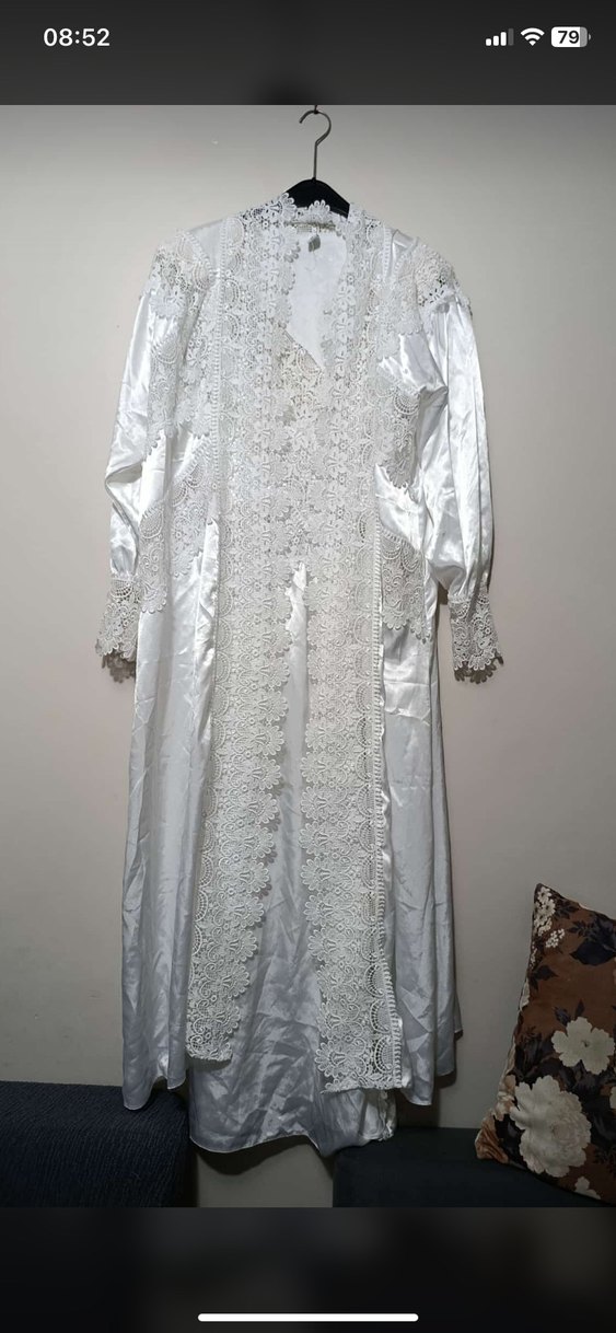 Dantel Detaylı Beyaz Uzun Bohem sabahlık - Görsel 2