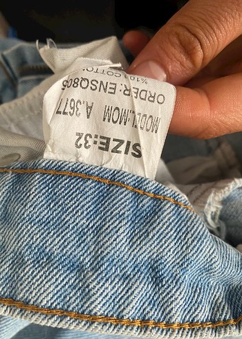 Düğmeli Bol Kesim Midi Kot Pantolon - Görsel 4