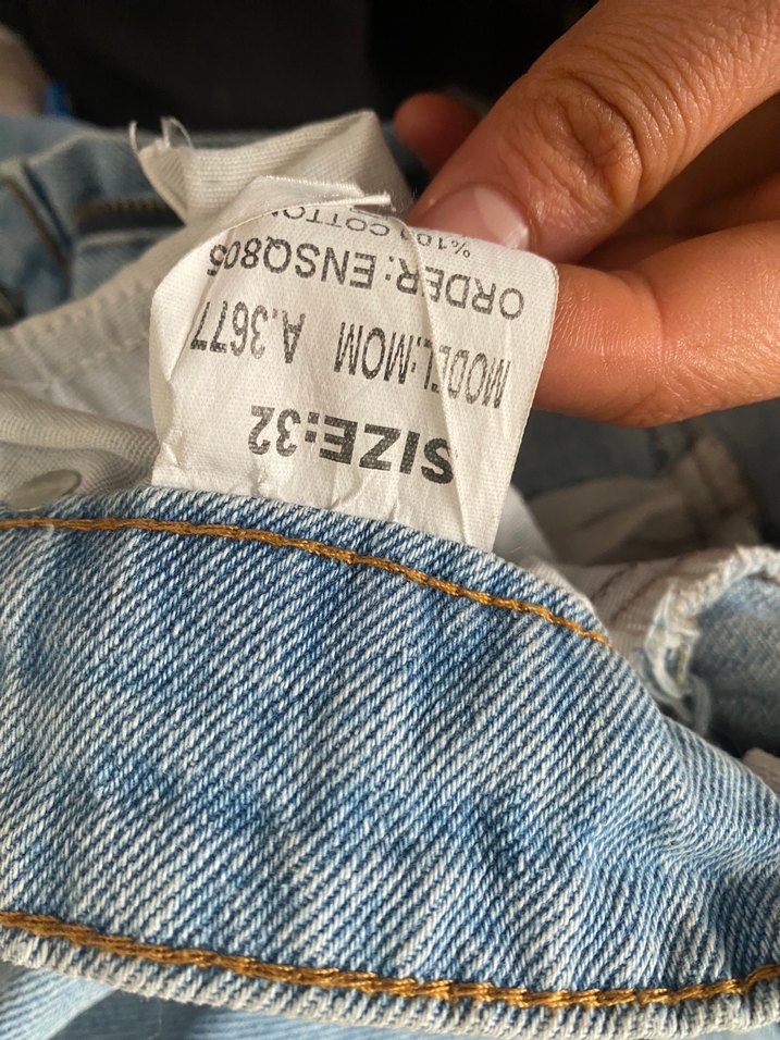 Düğmeli Bol Kesim Midi Kot Pantolon - Görsel 4