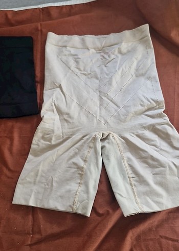 Düz Bej Mini Hamile Şortu korse - Görsel 2