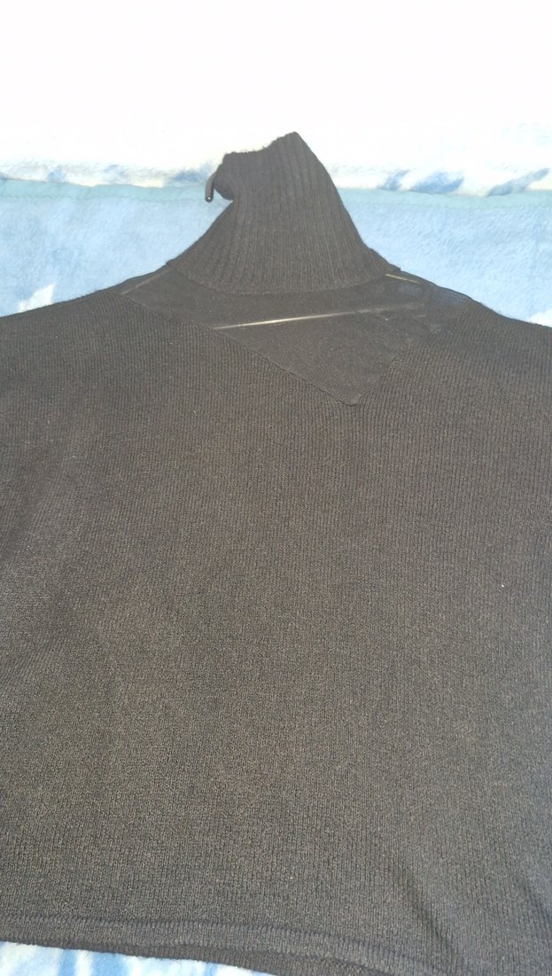 Siyah Uzun Kollu Boğazlı Kadın  kazak ön tarafı fille - Görsel 3