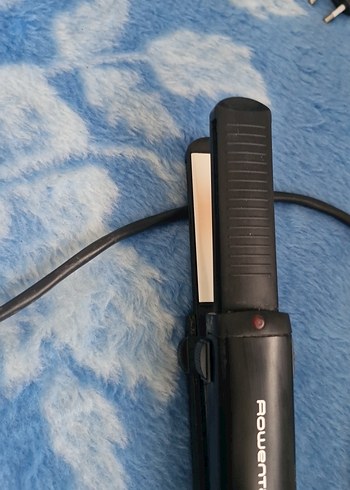 Siyah saç düzleştiçisi - Görsel 11