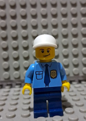 Lego Mavi Polis Figürü Beyaz Kasklı