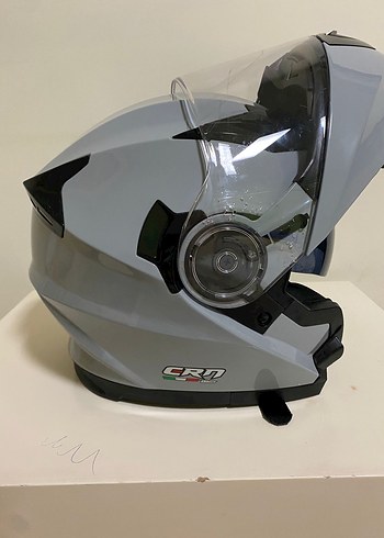 Gri Biker Kask, Metal Tokalı, Minimalist Desenli - Görsel 2