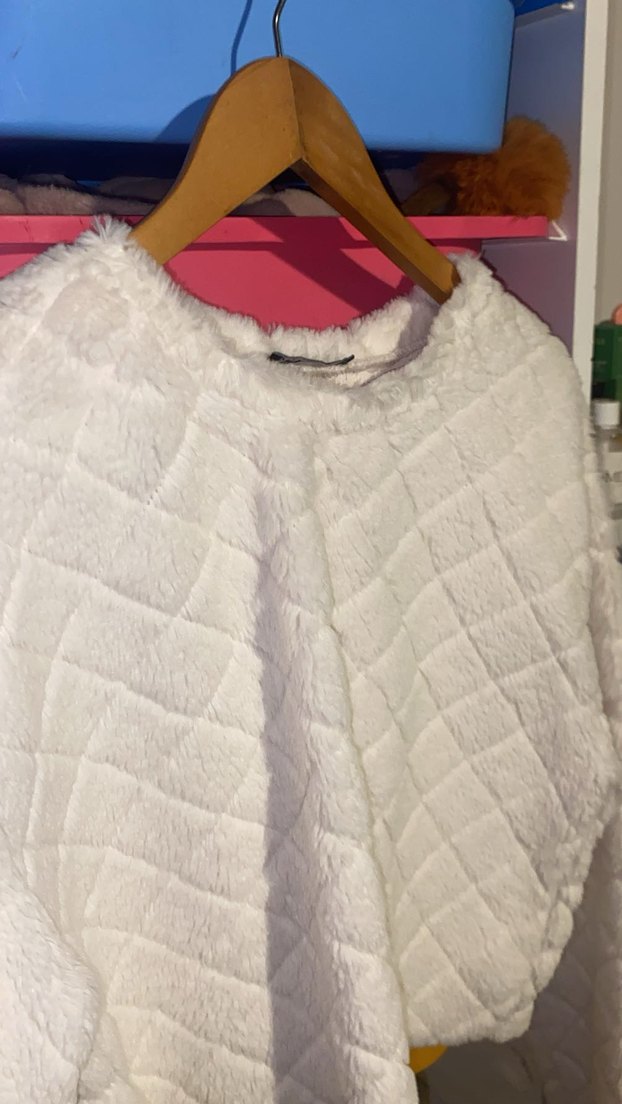 Beyaz Peluş Kadın Sweatshirt - Görsel 2