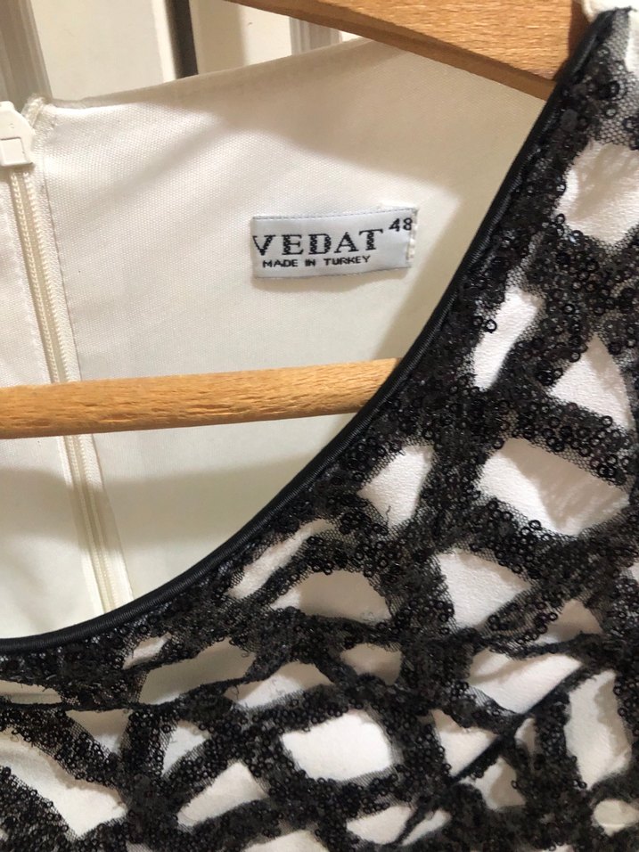 Dantel Detaylı Siyah Midi Abiye Elbise - Görsel 4