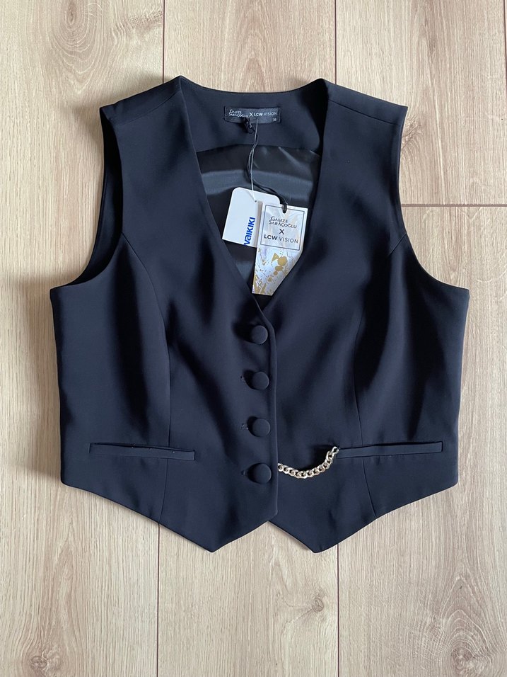 Zincir Detaylı Yelek - Görsel 3