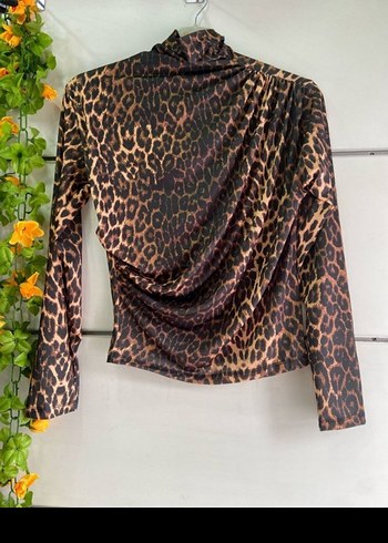 Bordo Drapeli Yüksek Yaka Kadın Bluz - Görsel 2