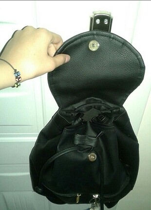  Beden Siyah sırt çantası 