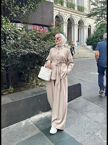 Rusay çizgili takım krem
