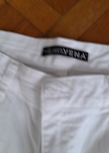 Vena Beyaz Mini Denim Kadın Pantolon