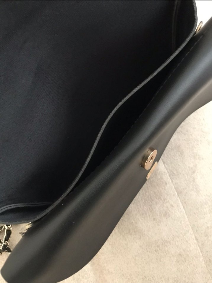 Zara Siyah Zincir Detaylı Deri Çanta - Görsel 3