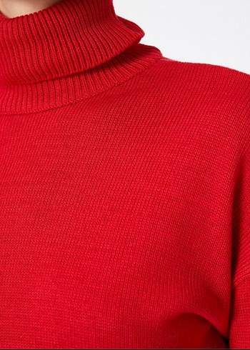 Kırmızı Boğazlı Örgü Kadın Kazak - Görsel 2