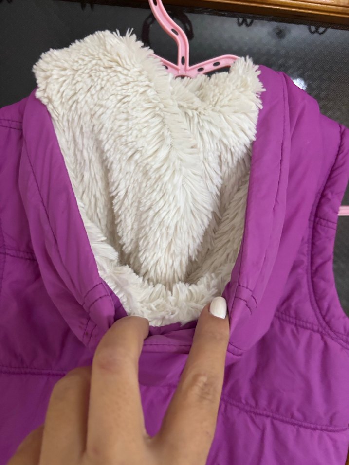 Colin's marka Mor Kapüşonlu Kız çocuk Yeleği xs - Görsel 3