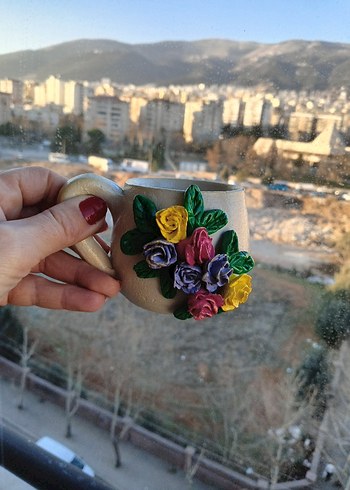 Çiçek Detaylı Renkli Seramik Kupa - Görsel 4