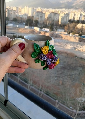 Çiçek Detaylı Renkli Seramik Kupa - Görsel 3